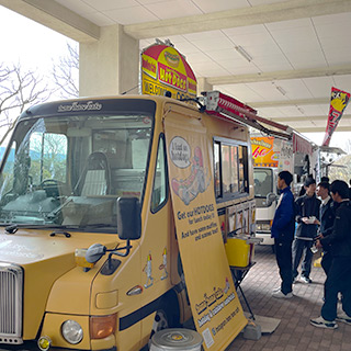 キッチンカーの写真